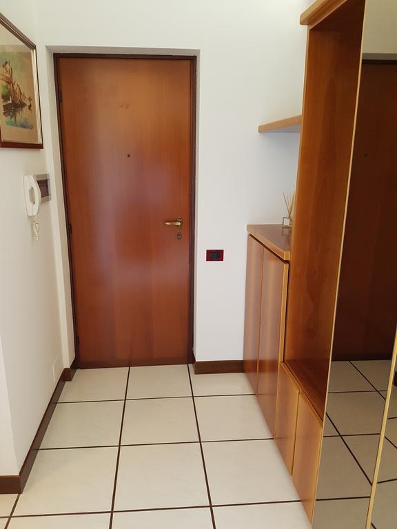 Casa Elena Apartment Albese Con Cassano Exterior photo